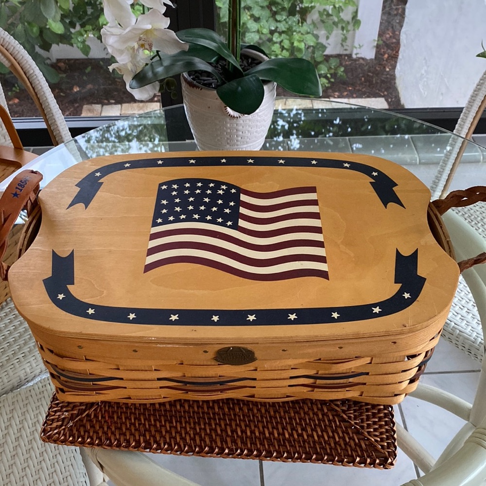 Peterboro Limited Edition 150th Anniversary Flag Basket